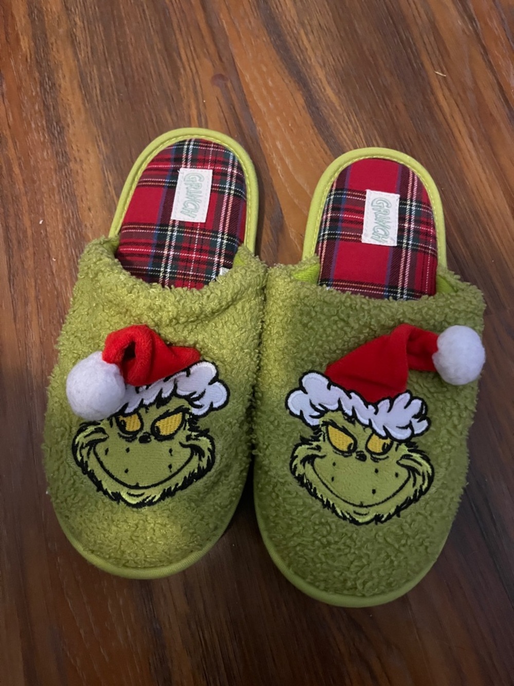 Green Grinch Holiday Fleece Slippers with Pom-Pom Santa Hats